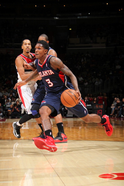 稳居榜首 稳居榜首