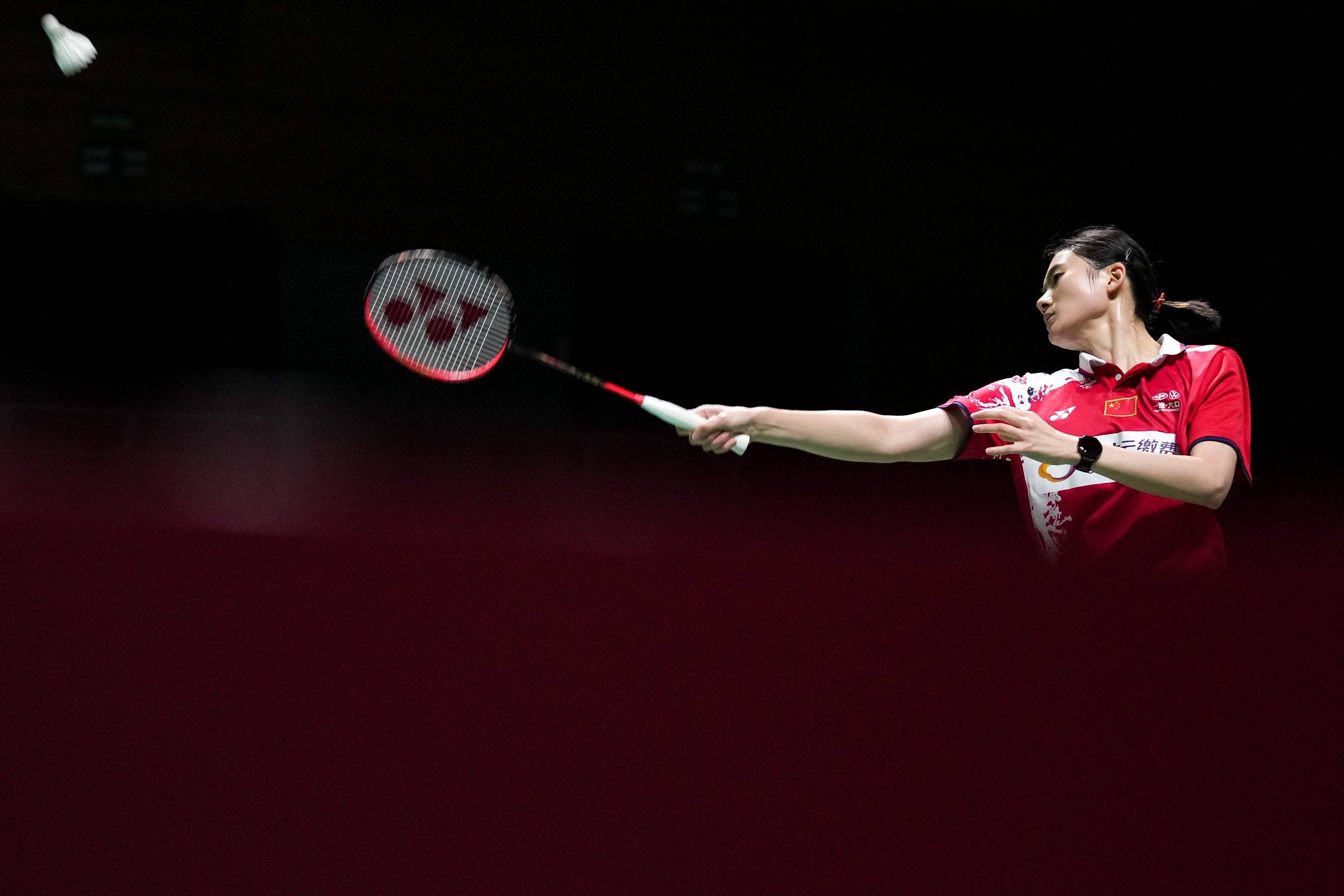 并最终飞向 并最终飞向